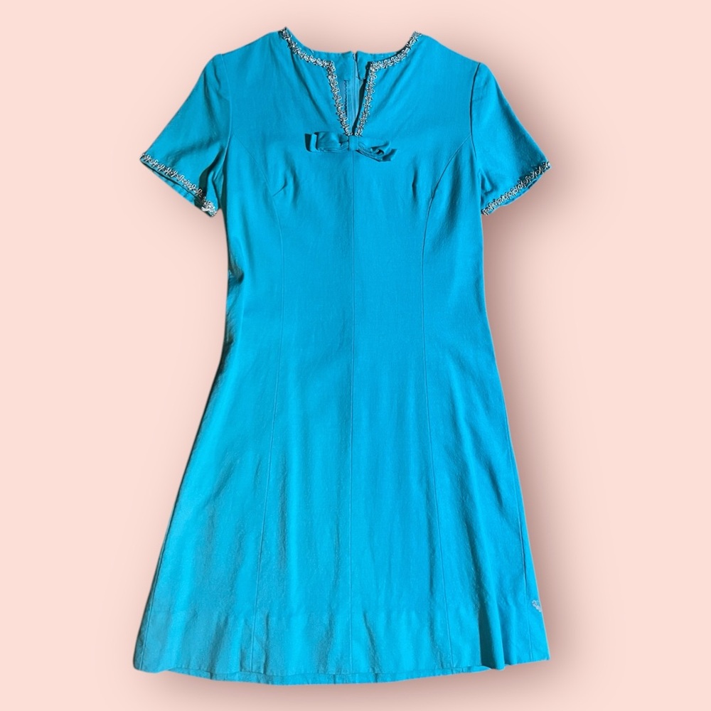 Vintage Handmade 70’s Chic Blue Short Sleeve Dress